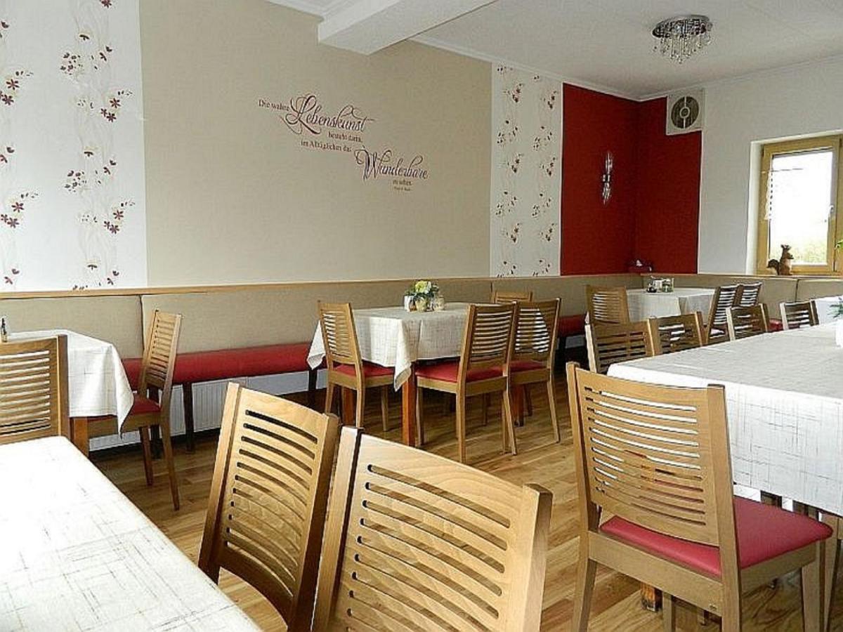 Gasthaus & Pension Am Rennsteig Spechtsbrunn Luaran gambar